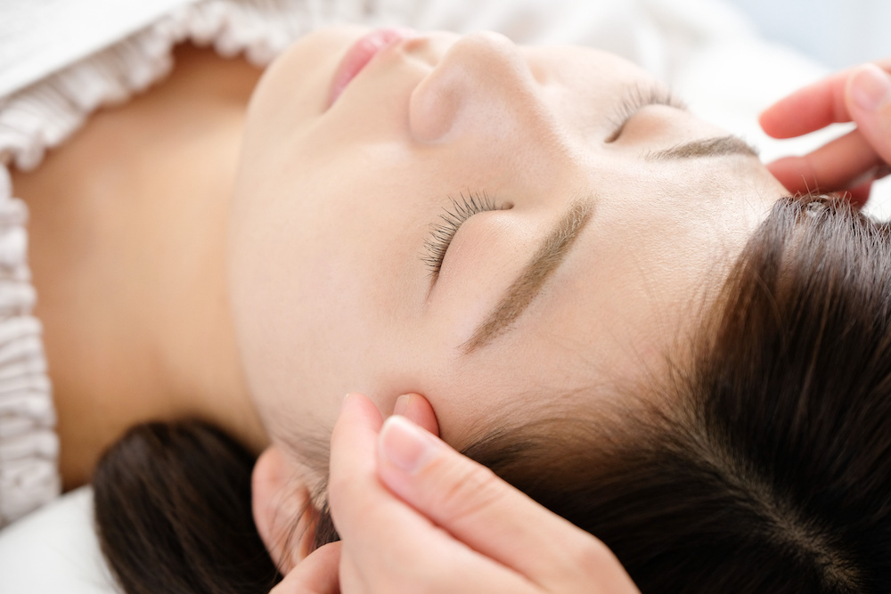 頭痛を和らげるツボとは？